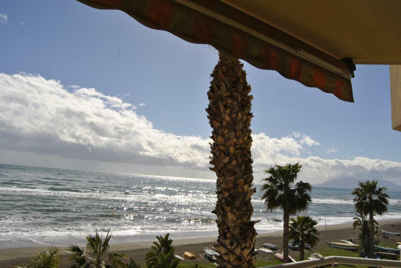 Apartamento Frente Al Mar,Primera Linea Ринкон-де-ла-Викториа Экстерьер фото